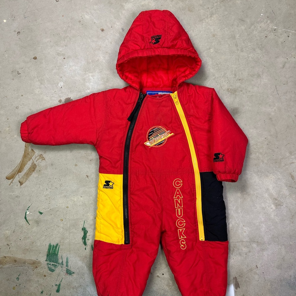 STARTER Vancouver Canucks Red and Yellow Kids Puffer Snowsuit